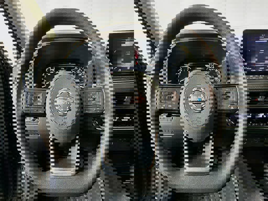 Used 2023 Nissan Rogue SV image 19