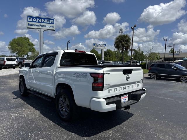 Used 2025 Nissan Frontier SV image 4