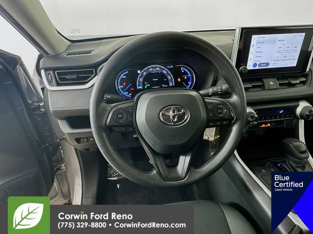 Used 2024 Toyota RAV4 LE AWD/4WD image 15