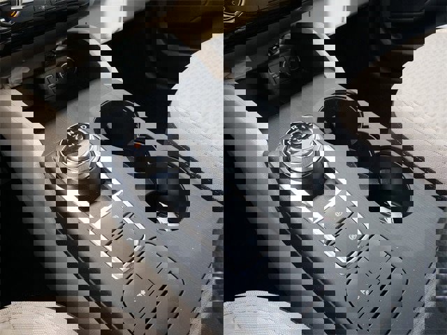 Certified 2021 Ford Escape SE w/ SE Sport Appearance Package image 27