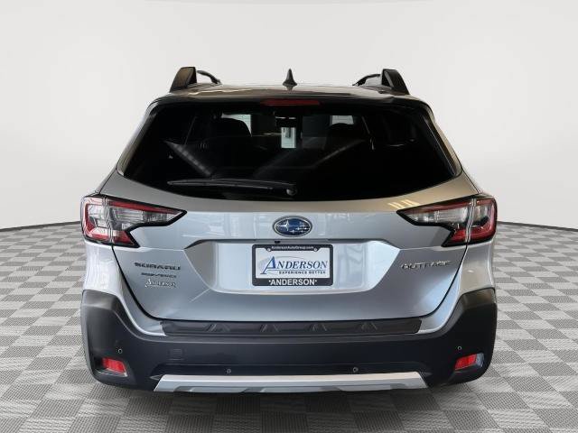 Used 2025 Subaru Outback Limited AWD/4WD image 8
