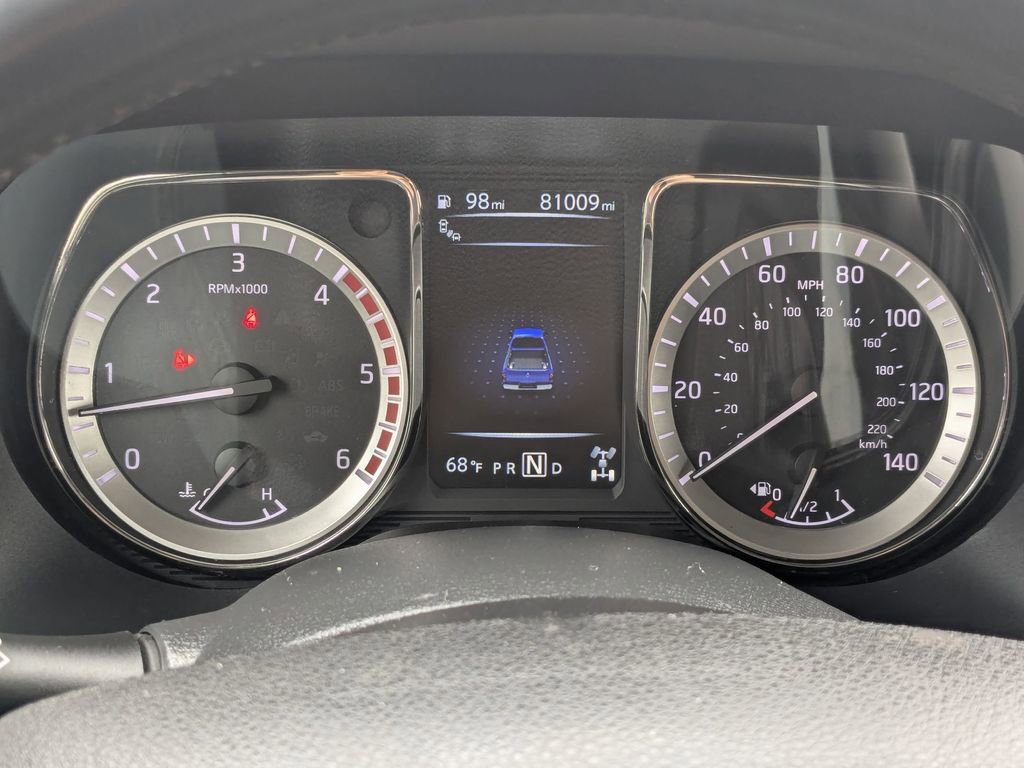 Used 2018 Nissan Titan SL w/ Chrome Package image 15