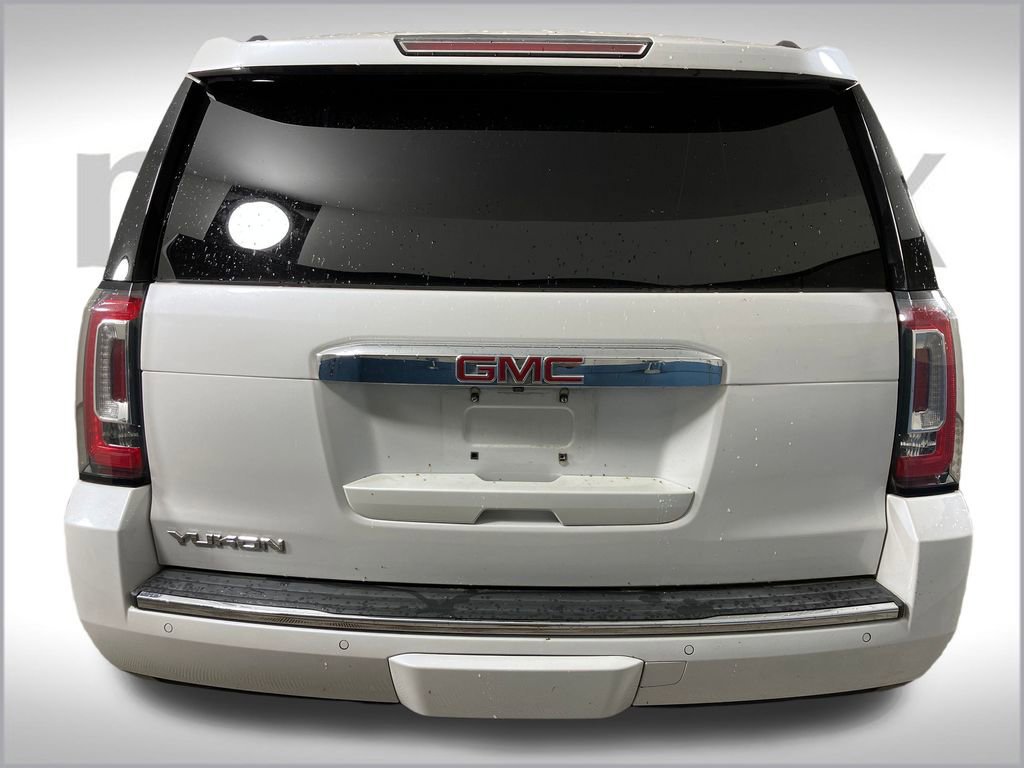 Used 2020 GMC Yukon Denali w/ Denali Premium Package image 4
