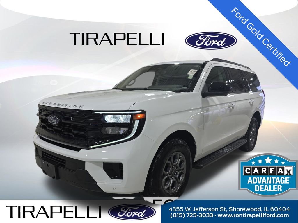 Certified 2025 Ford Expedition Active AWD/4WD image 1