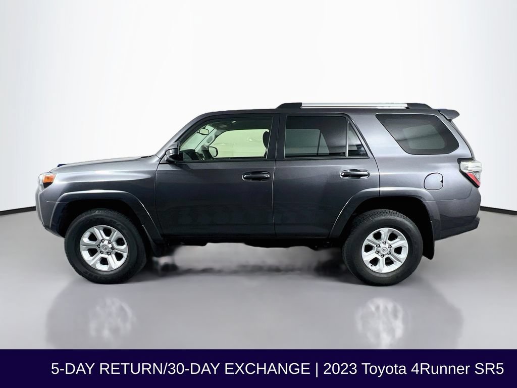 Used 2023 Toyota 4Runner SR5 AWD/4WD image 5