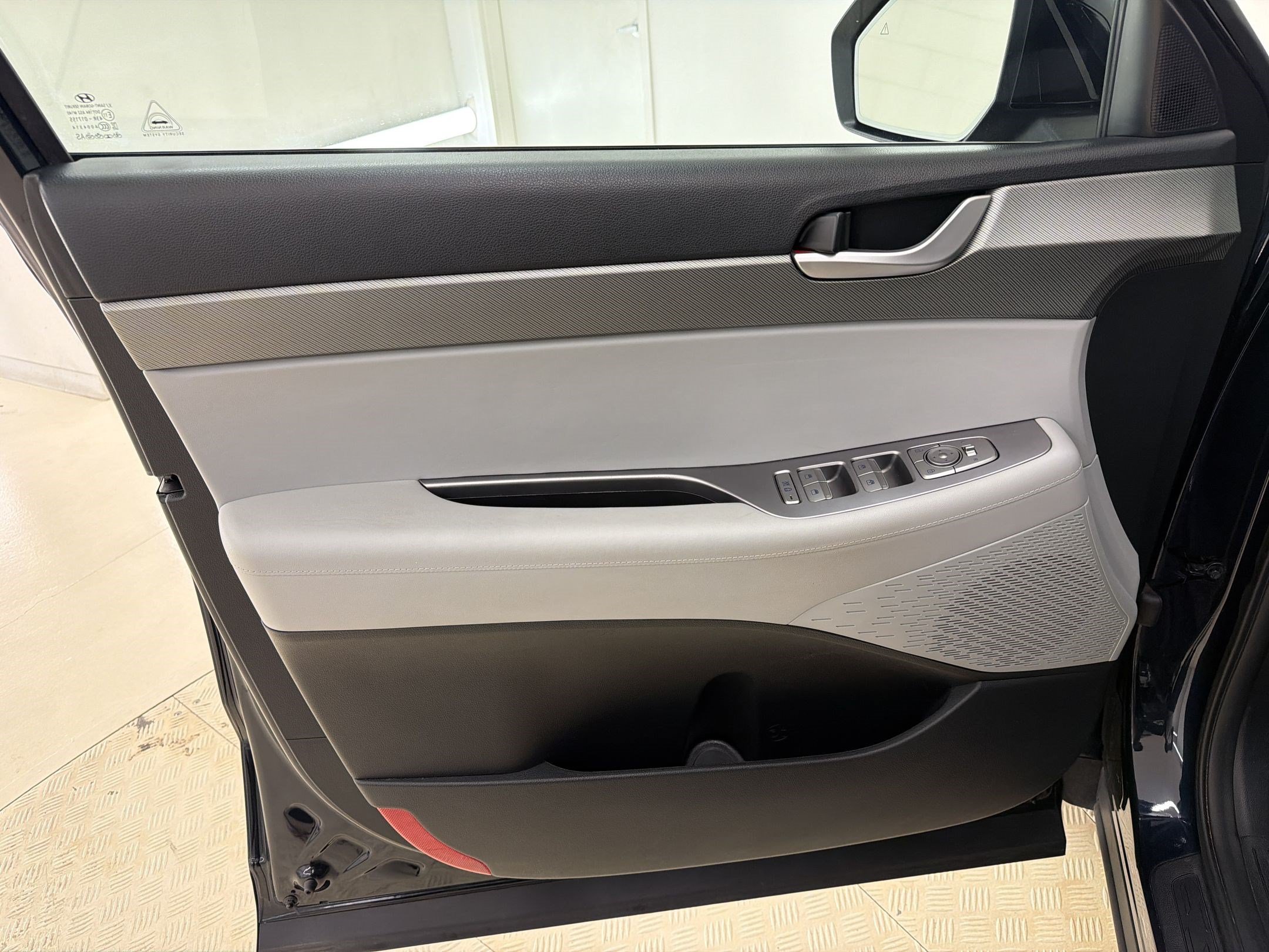 Used 2024 Hyundai Palisade SEL FWD image 14