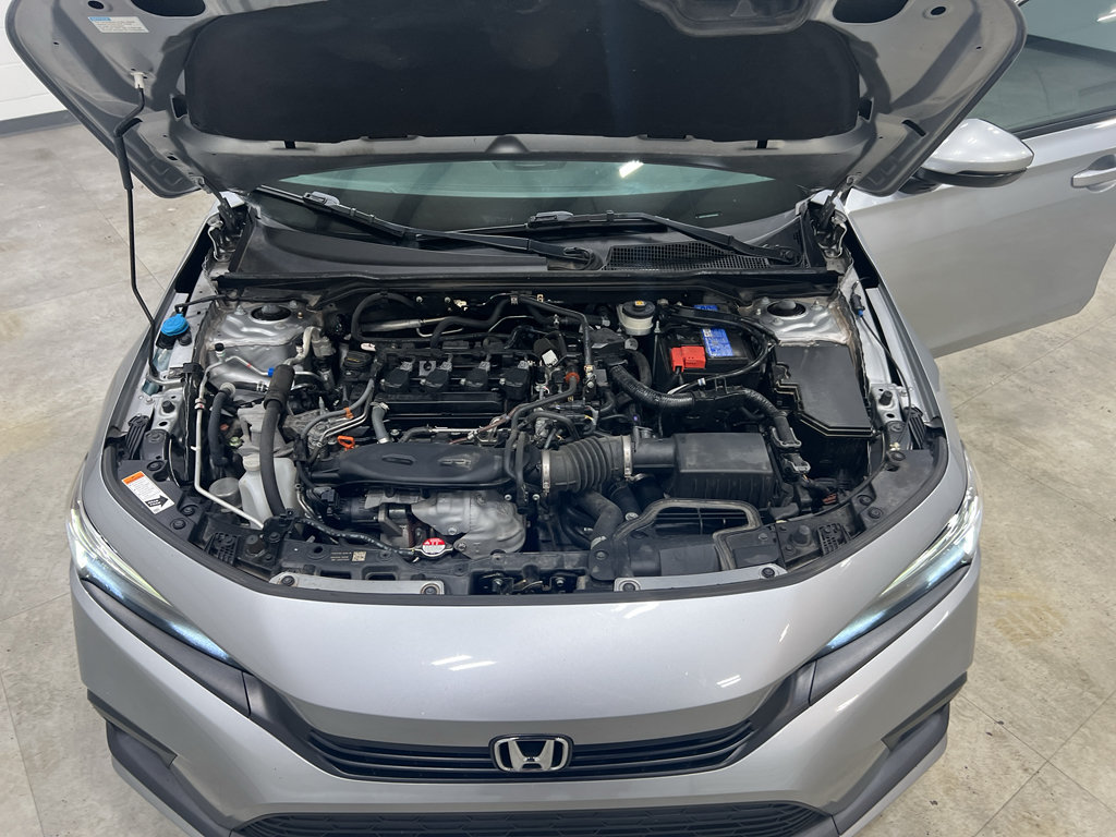 Used 2023 Honda Civic Touring image 4