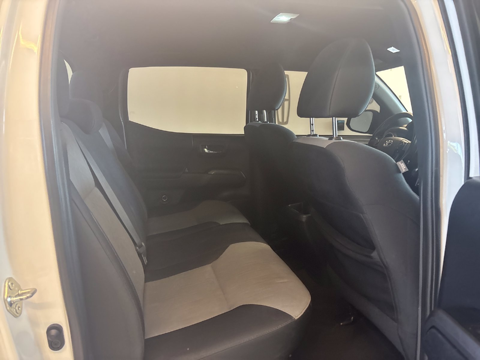 Used 2021 Toyota Tacoma TRD Sport RWD image 10