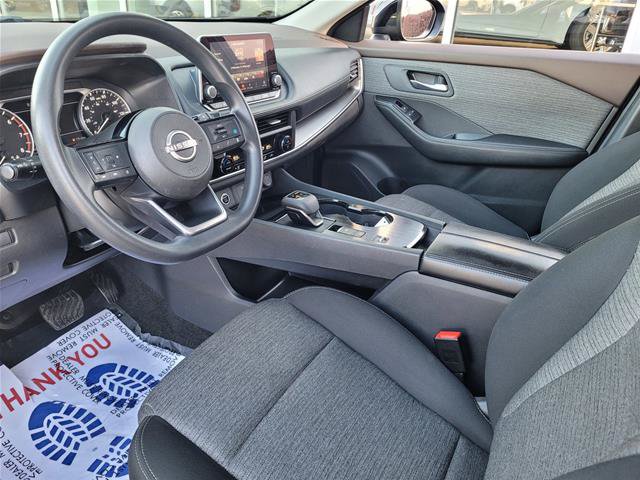 Used 2023 Nissan Rogue SV FWD image 11