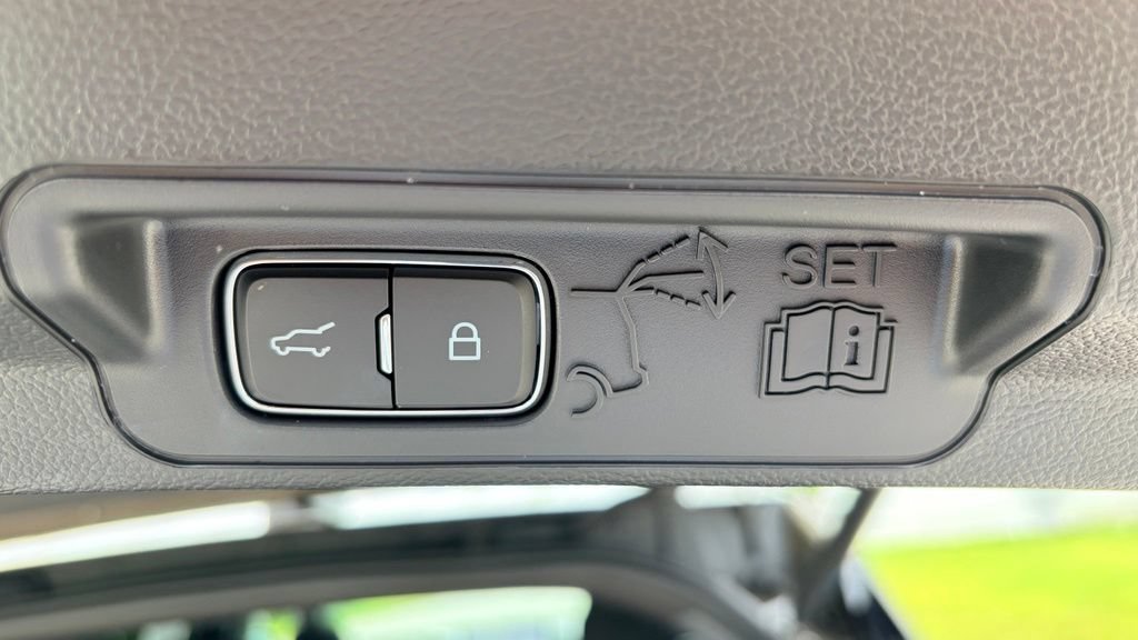Certified 2026 Ford Explorer Tremor w/ Tremor Ultimate Package AWD/4WD image 33