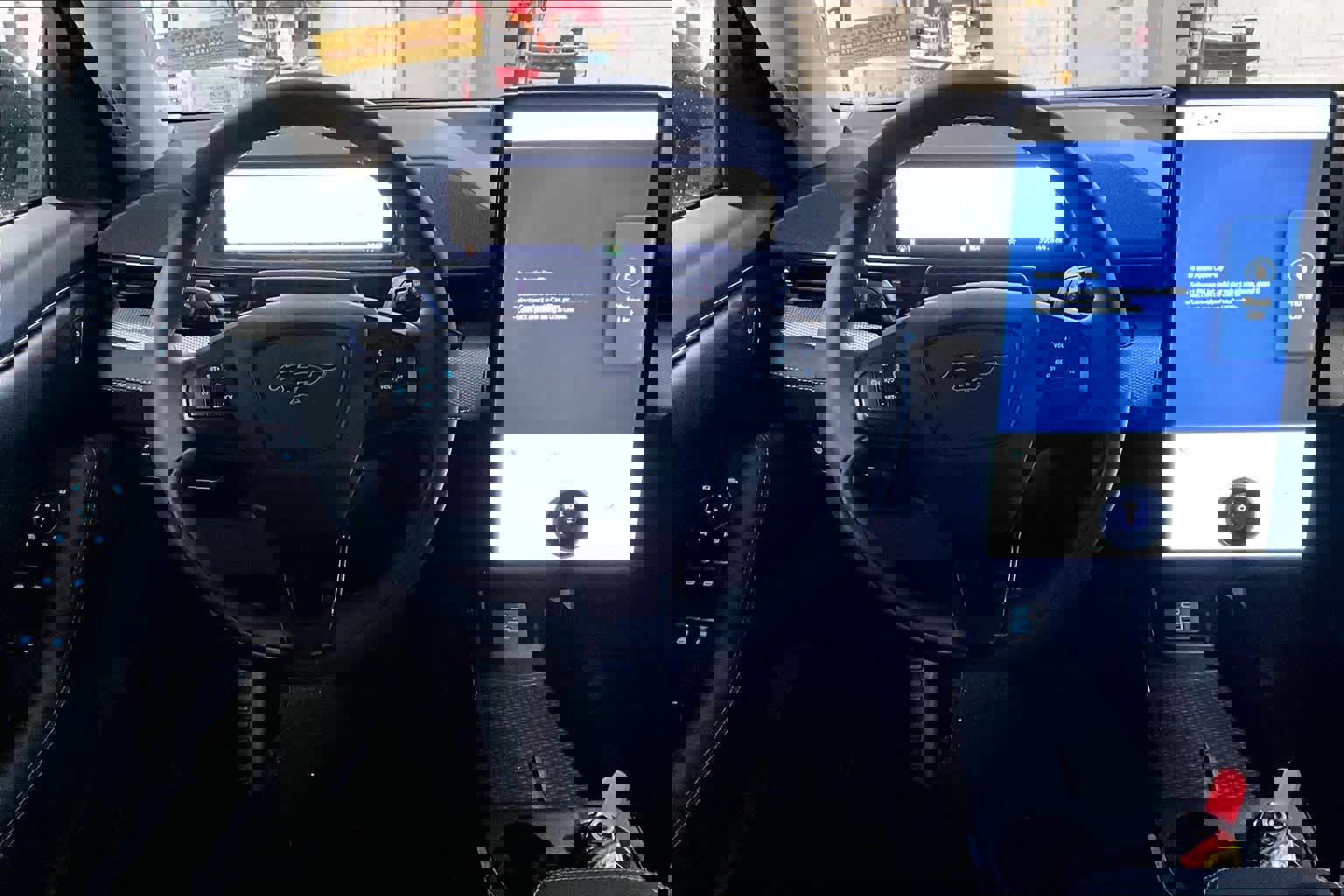 Certified 2022 Ford Mustang Mach-E Select w/ Comfort/Technology Package image 7