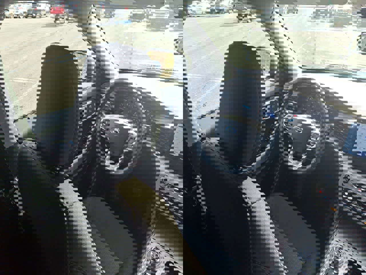 Certified 2024 Ford Explorer XLT image 15