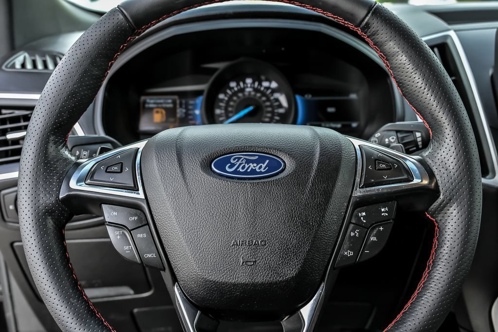 Certified 2023 Ford Edge ST-Line w/ Class II Trailer Tow Package AWD/4WD image 21
