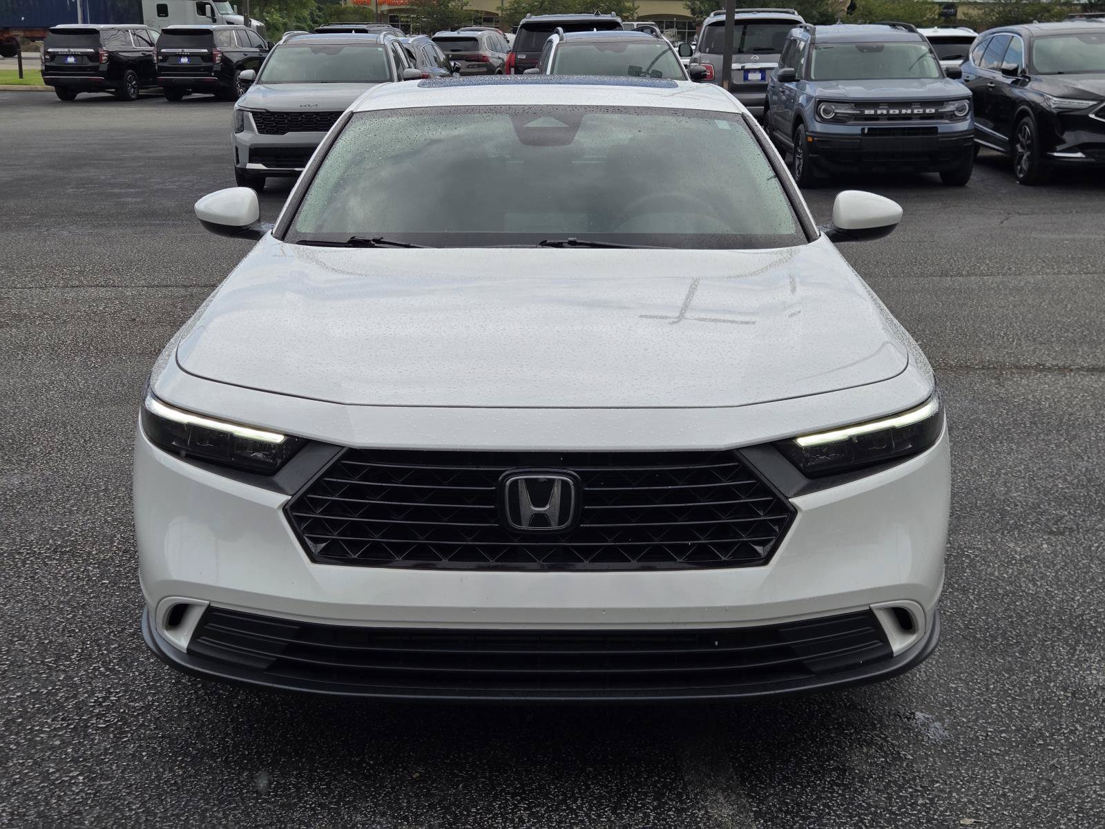Used 2024 Honda Accord EX image 3