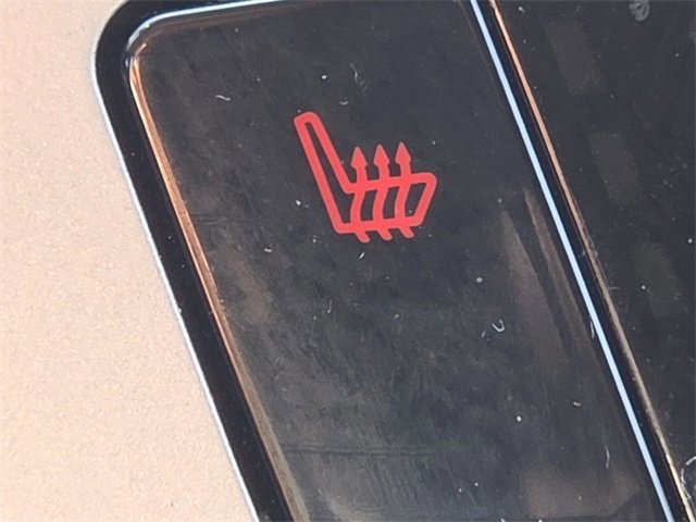 Certified 2022 Ford Explorer XLT w/ Equipment Group 202A image 12