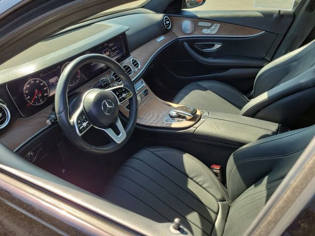 Used 2019 Mercedes-Benz E 300 image 8
