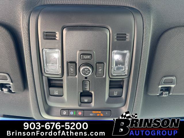Used 2025 Chevrolet Suburban Premier w/ Sun And Tow Package AWD/4WD image 32