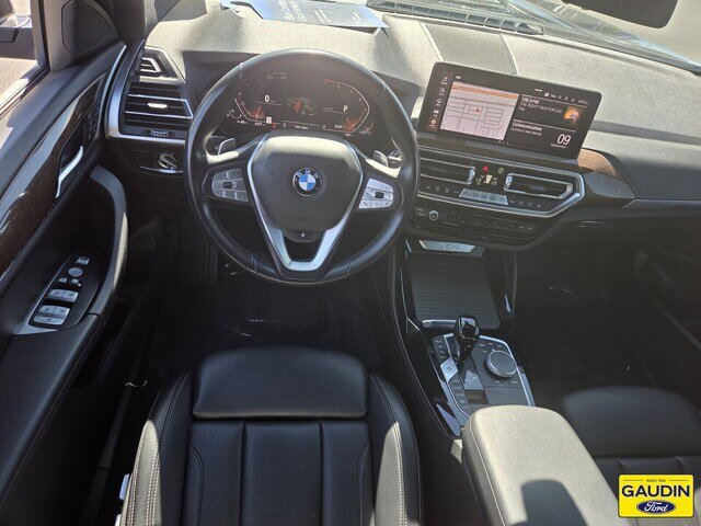 Used 2023 BMW X4 xDrive30i w/ Parking Assistance Package AWD/4WD image 13