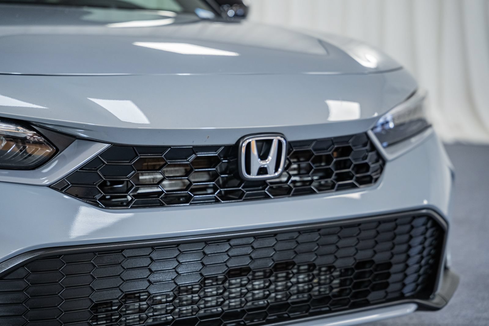 Used 2025 Honda Civic Sport image 11