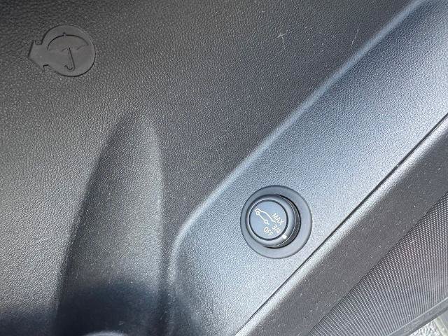 Used 2021 Chevrolet Equinox LT AWD/4WD image 19