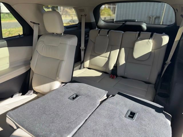 Certified 2023 Ford Explorer Platinum w/ Technology Package image 25