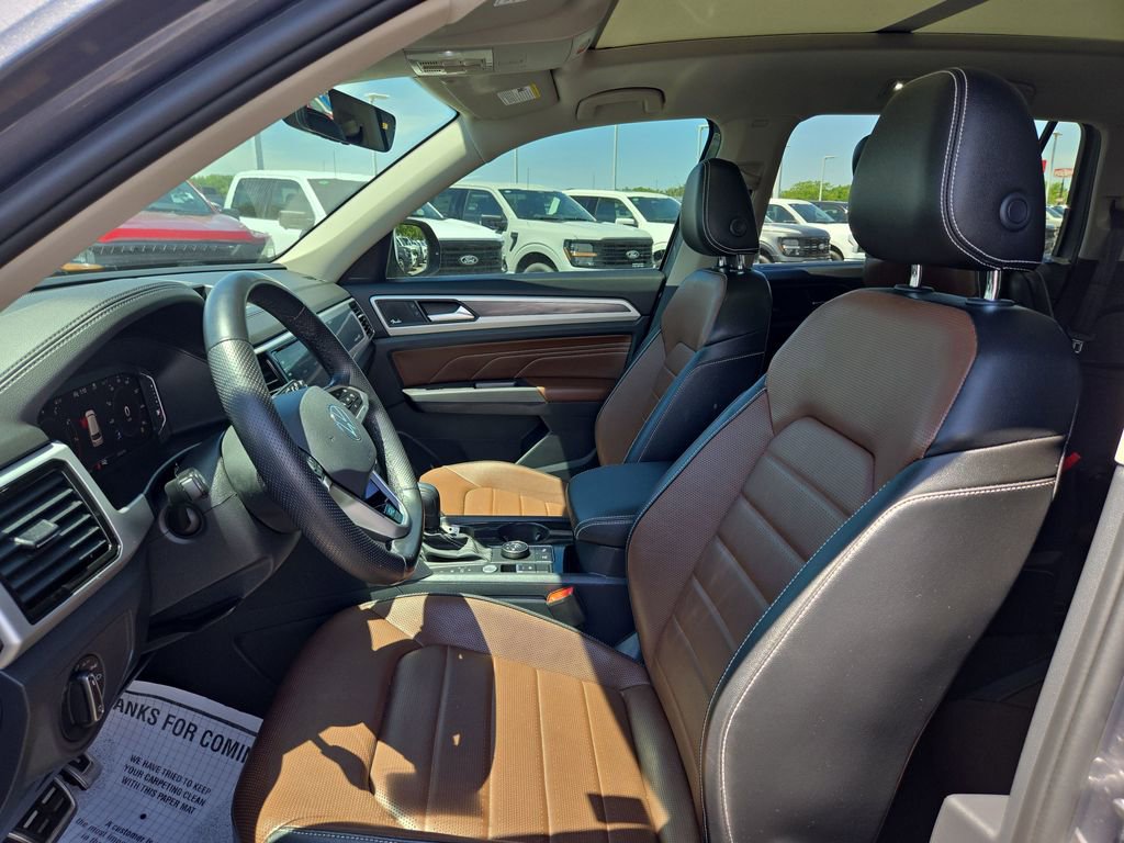 Used 2022 Volkswagen Atlas SEL Premium AWD/4WD image 18