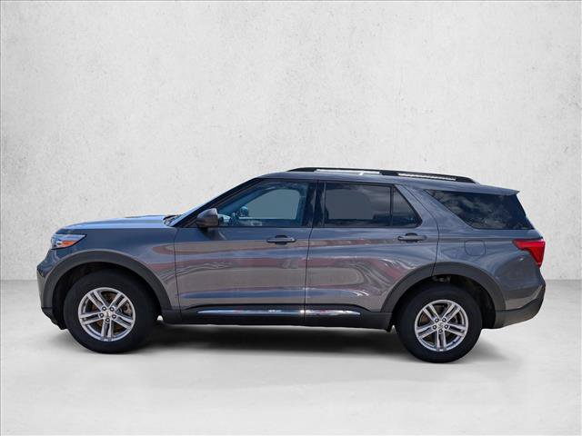 Certified 2021 Ford Explorer XLT w/ Equipment Group 202A AWD/4WD image 8