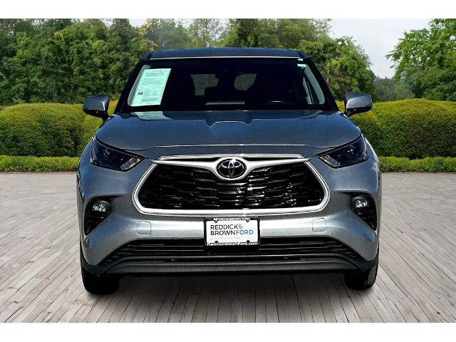 Used 2024 Toyota Highlander LE image 6