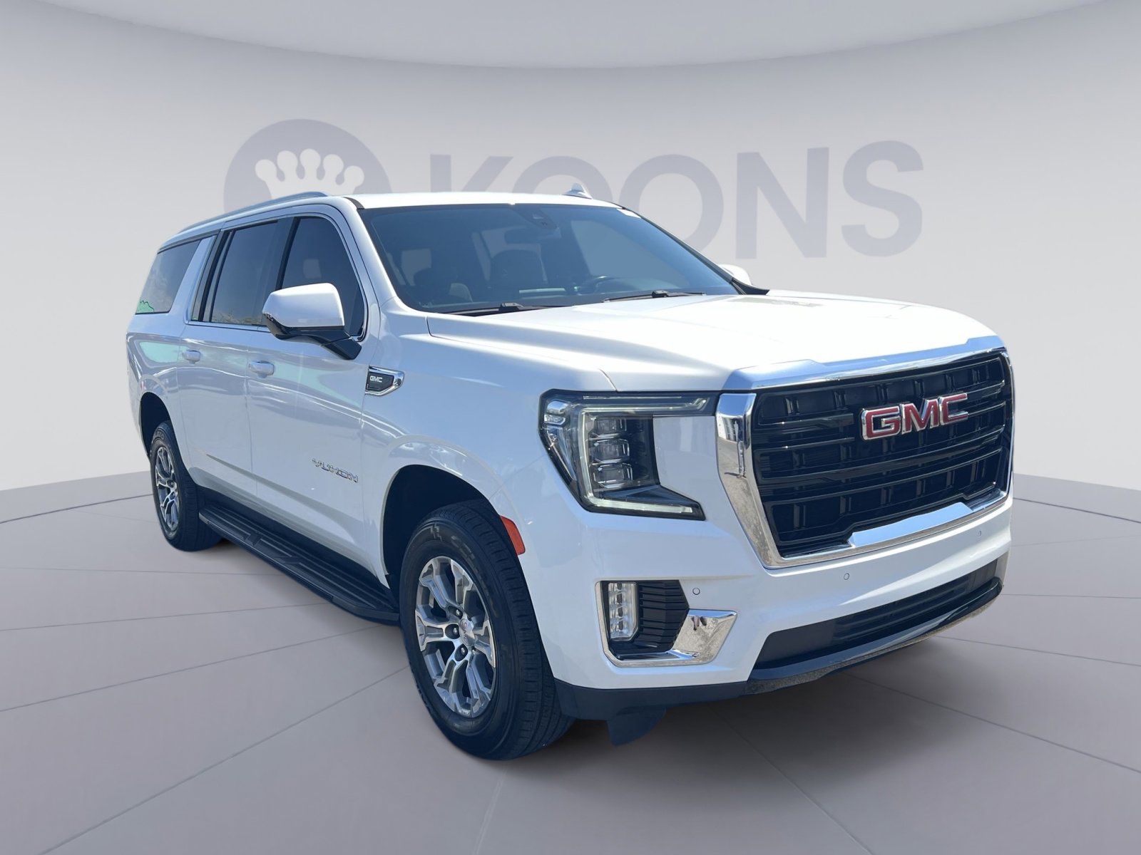 Used 2021 GMC Yukon XL SLE AWD/4WD image 18