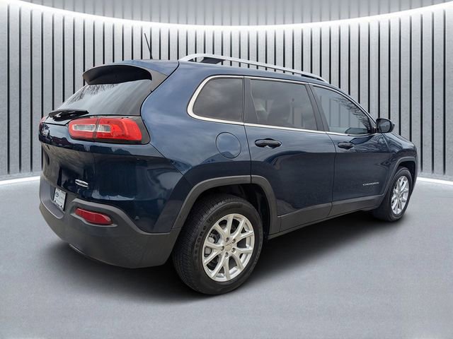 Used 2018 Jeep Cherokee Latitude Plus image 4