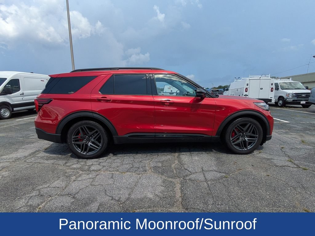 Certified 2025 Ford Explorer ST w/ Sun And Sound Package AWD/4WD video 3