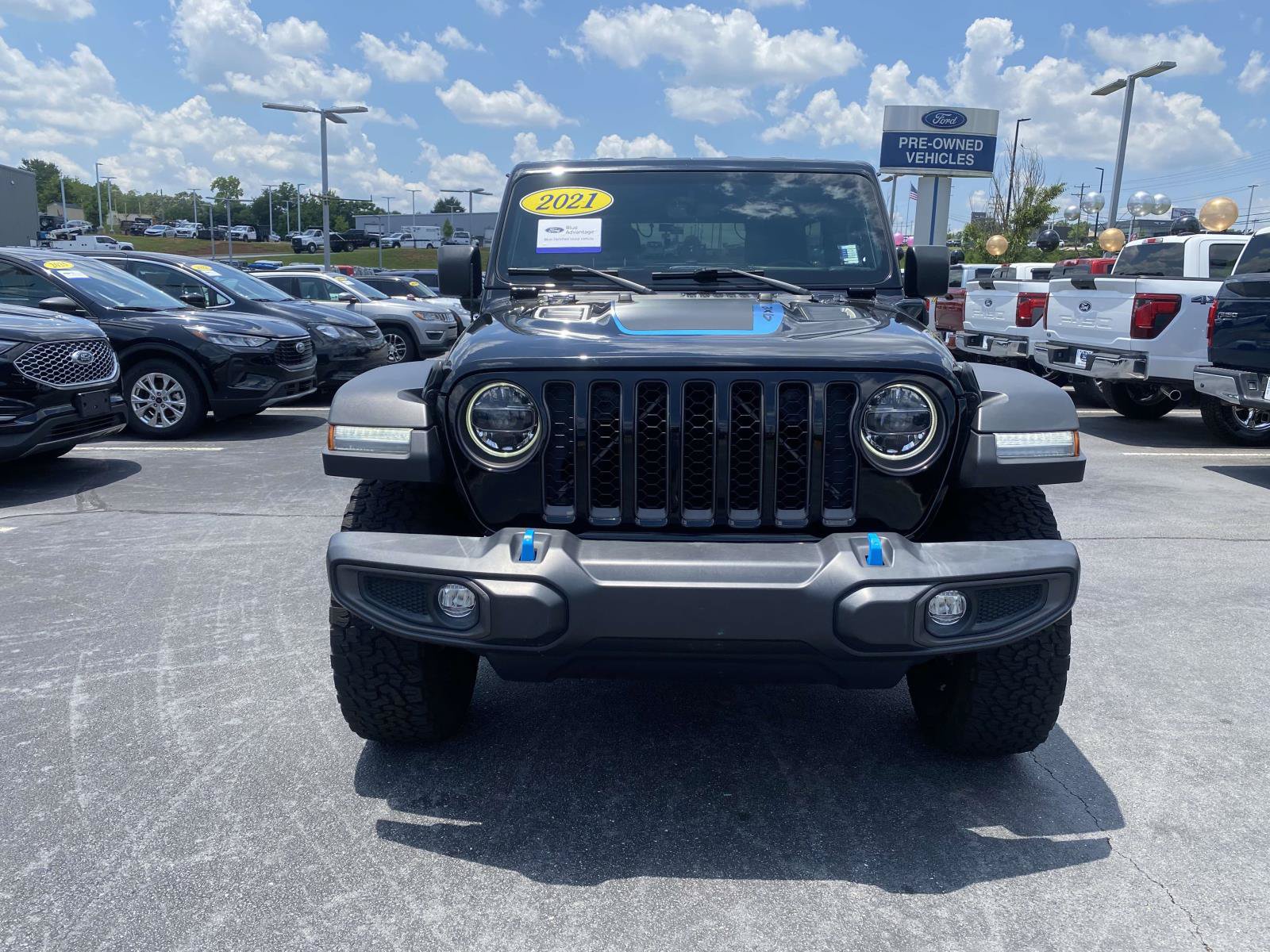 Used 2021 Jeep Wrangler Unlimited Rubicon 4xe AWD/4WD image 2