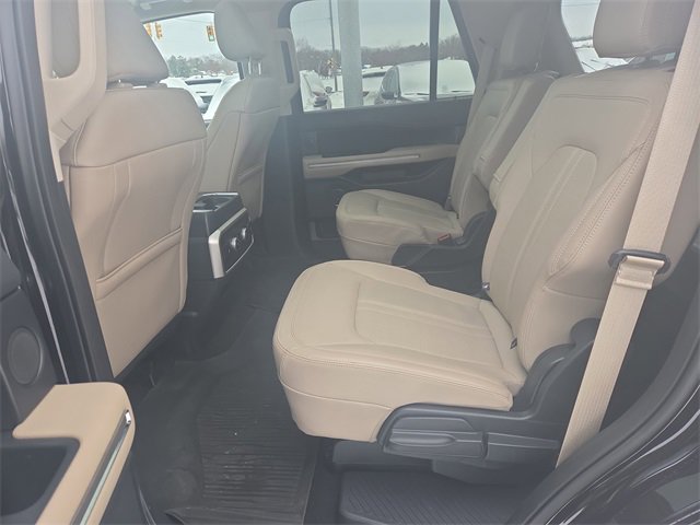 Certified 2023 Ford Expedition Limited image 33
