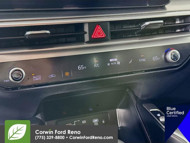 Used 2025 Kia Sorento S image 21