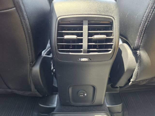 Certified 2022 Ford Escape SEL w/ Technology Package AWD/4WD image 19
