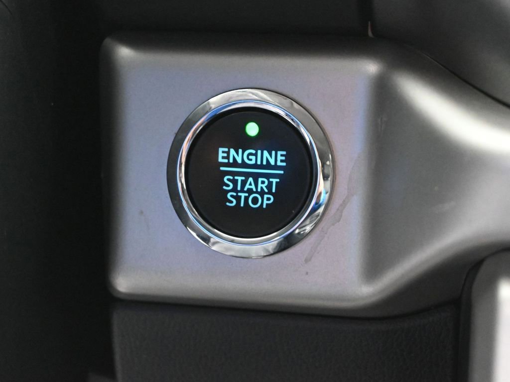 Certified 2023 Ford Expedition XLT image 24