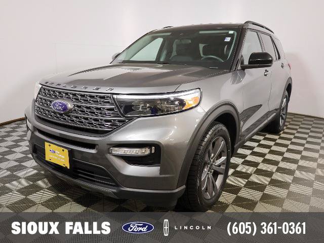 Certified 2024 Ford Explorer XLT w/ Equipment Group 202A
