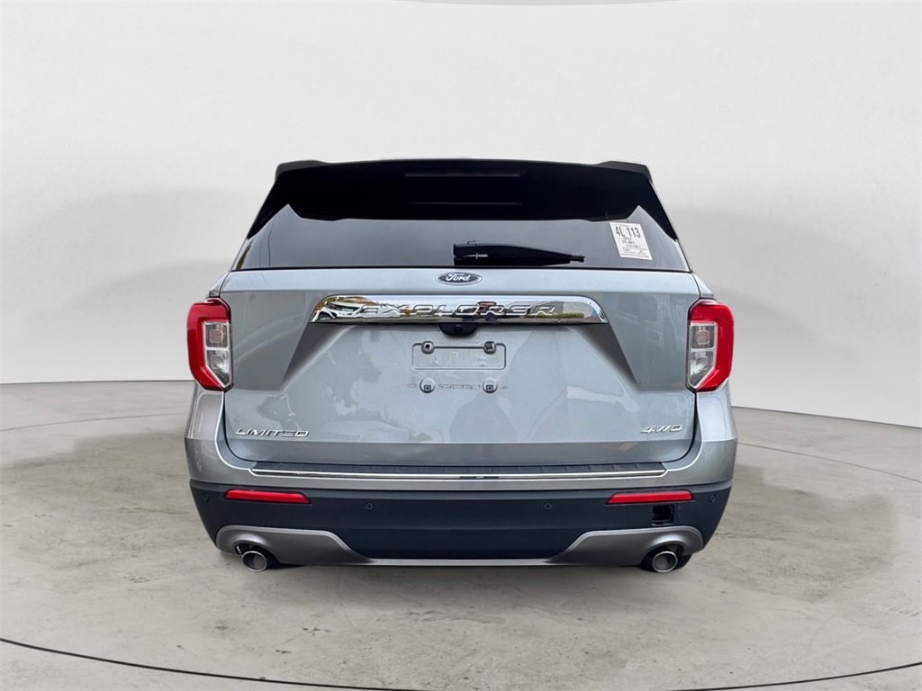 Certified 2024 Ford Explorer Limited image 4