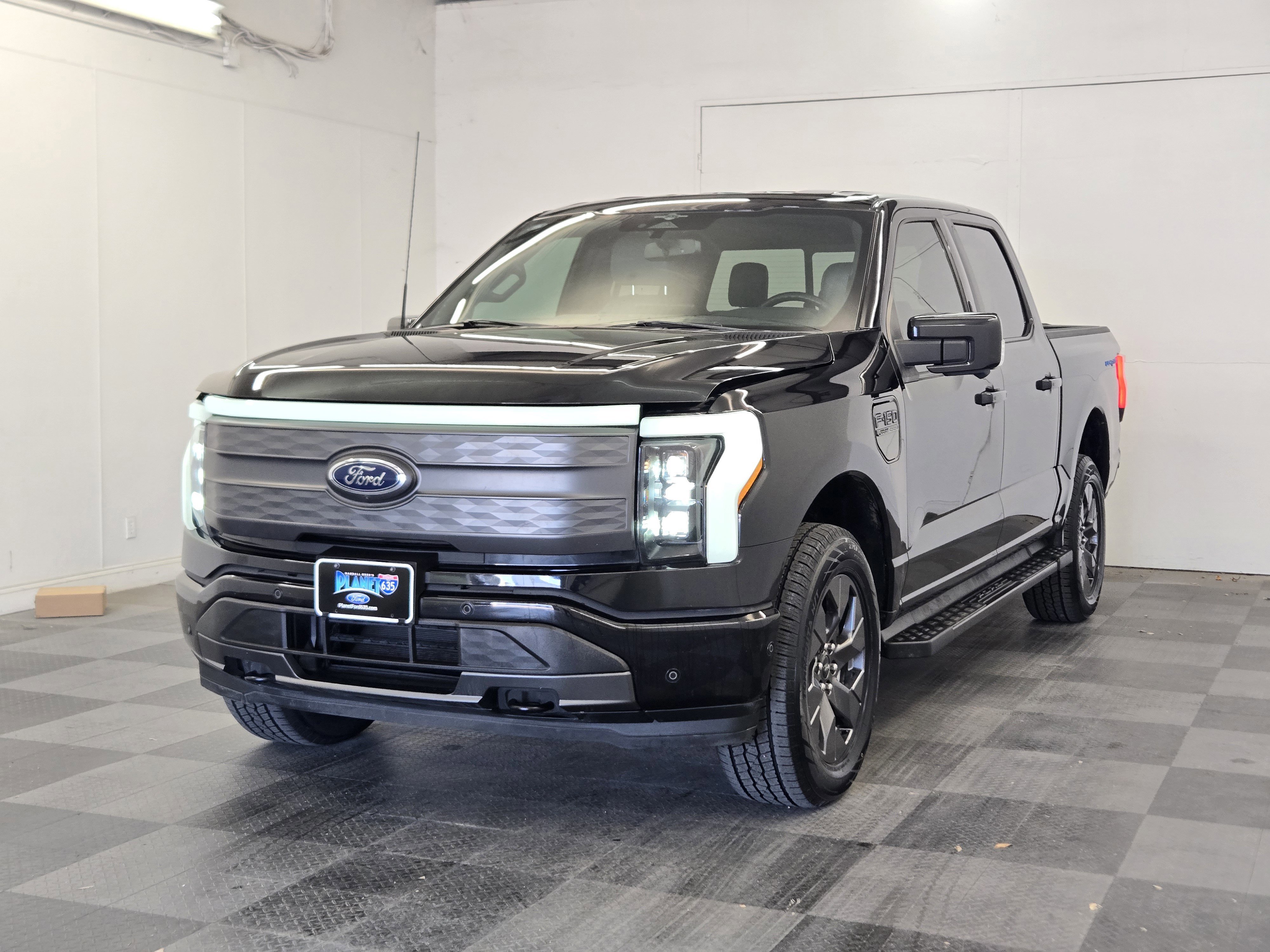 Certified 2023 Ford F150 Lightning Lariat w/ Tow Technology Package