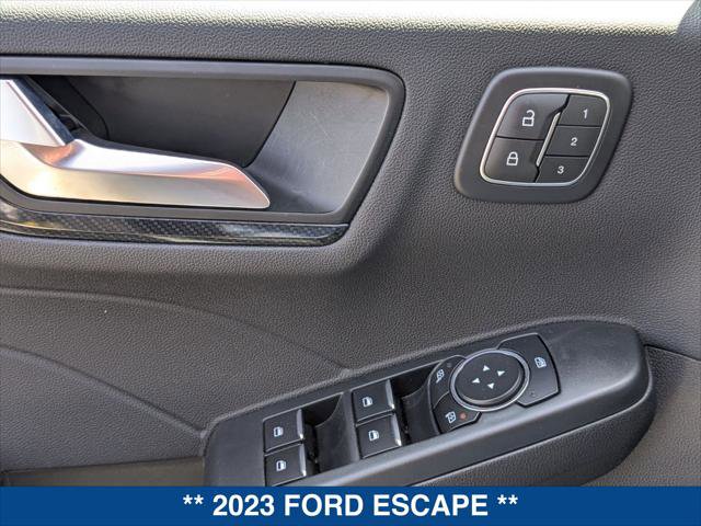 Certified 2023 Ford Escape ST-Line Select w/ Tech Pack #2 AWD/4WD image 11