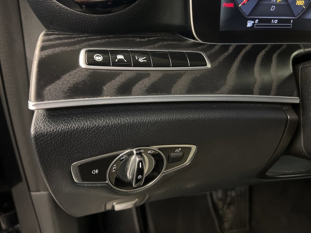 Used 2018 Mercedes-Benz E 300 E 300 image 23