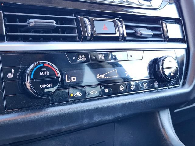 Used 2023 Nissan Pathfinder SL w/ SL Premium Package AWD/4WD image 24