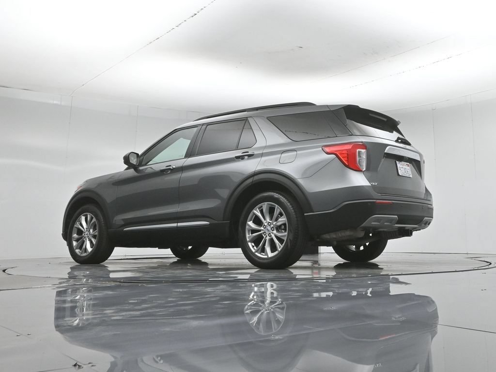 Certified 2023 Ford Explorer XLT w/ Equipment Group 202A RWD image 56