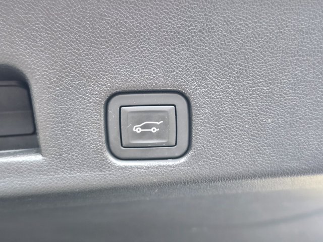 Used 2024 GMC Acadia Elevation w/ Luxury Package AWD/4WD image 32