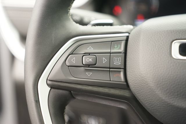 Used 2025 Jeep Grand Cherokee L Laredo w/ Luxury Tech Group I AWD/4WD image 25
