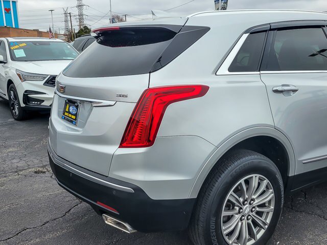 Used 2018 Cadillac XT5 Luxury w/ Driver Awareness Package AWD/4WD image 7