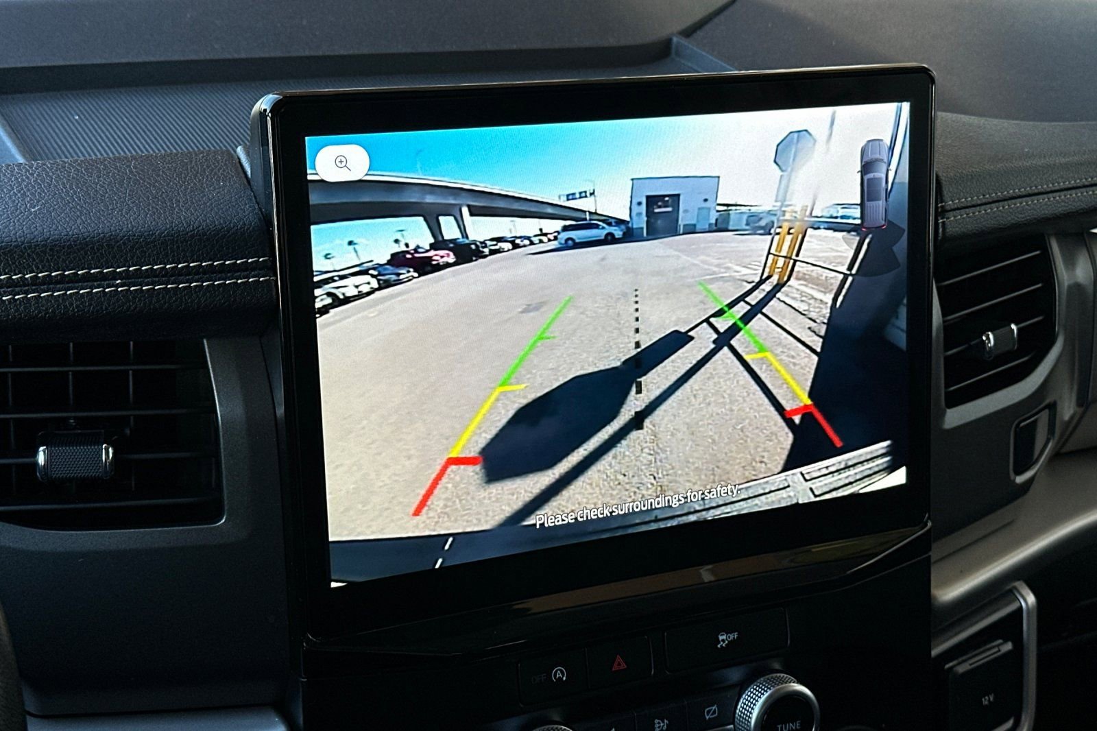 Certified 2024 Ford Expedition Max XLT image 20