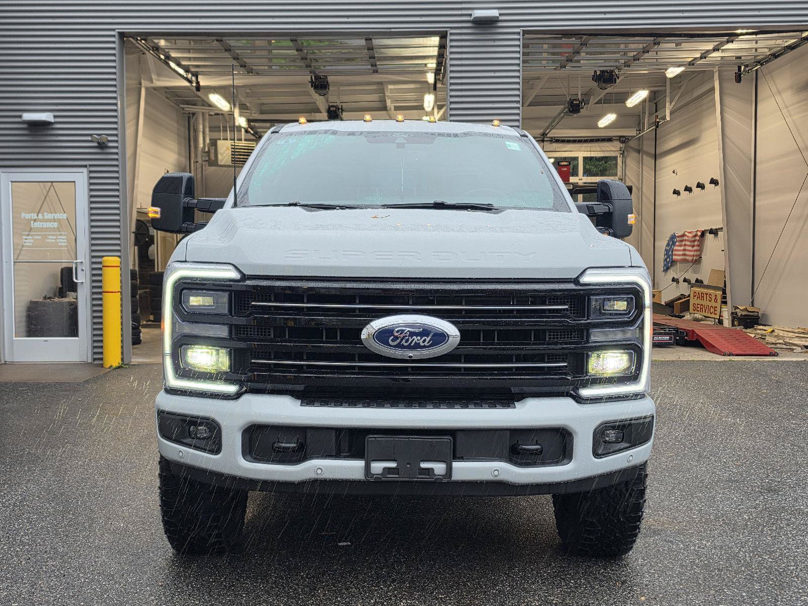 Certified 2026 Ford F350 Platinum w/ Tremor Off-Road Package AWD/4WD image 9