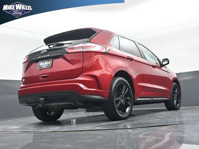 Certified 2022 Ford Edge ST-Line w/ Class II Trailer Tow Package image 15