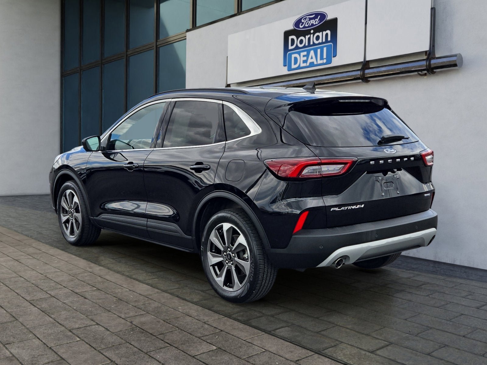 Certified 2023 Ford Escape Platinum AWD/4WD image 5